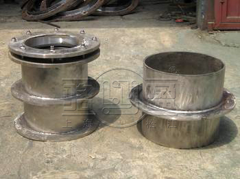 柔性防水他管和<a href=http://www.m.dnaa.cn target=_blank class=infotextkey>剛性防水套管</a>