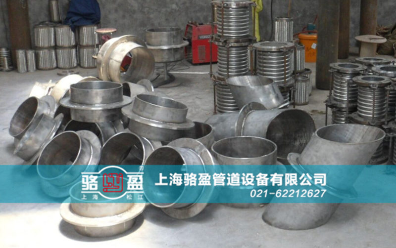 <a href=http://www.m.dnaa.cn target=_blank class=infotextkey>防水套管</a>生產(chǎn)現(xiàn)場實圖